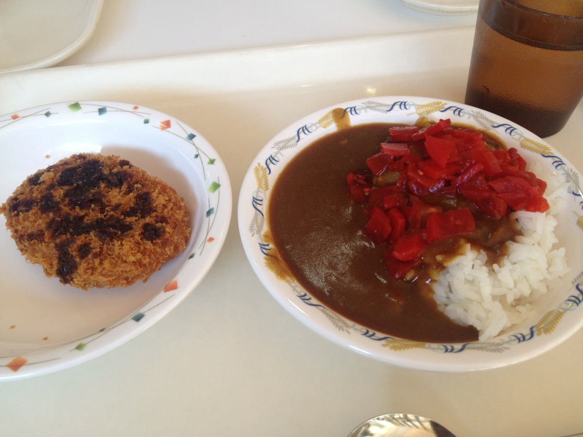 学食のカレーライス